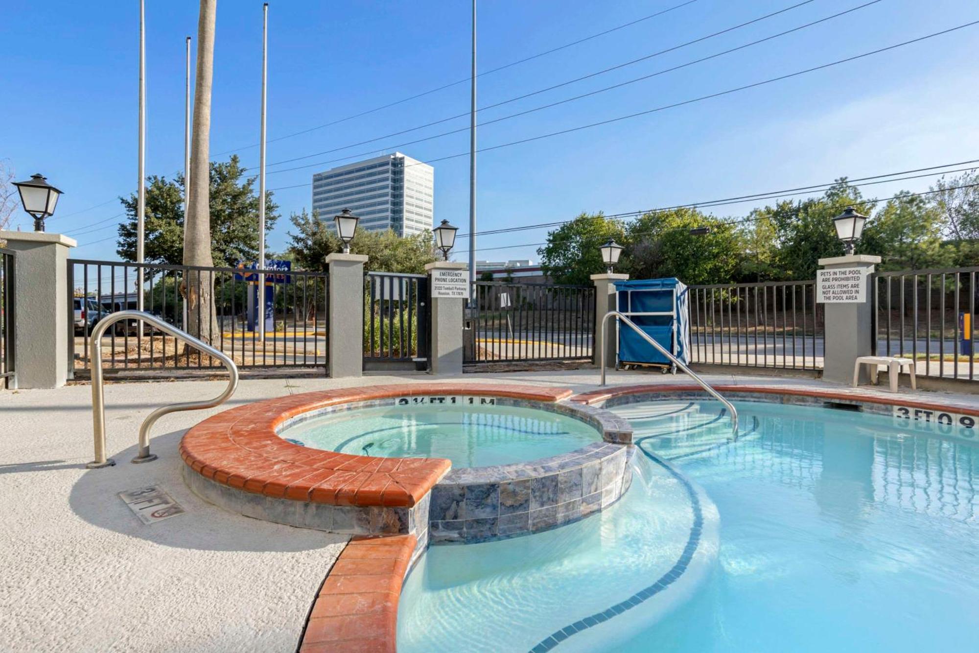 Comfort Suites Houston Nw - Vintage Park Exterior foto